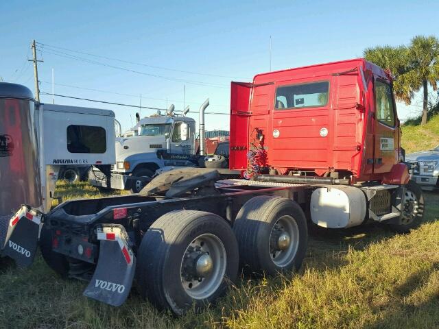 4V4NC9EH1GN963362 - 2016 VOLVO VN VNL RED photo 4