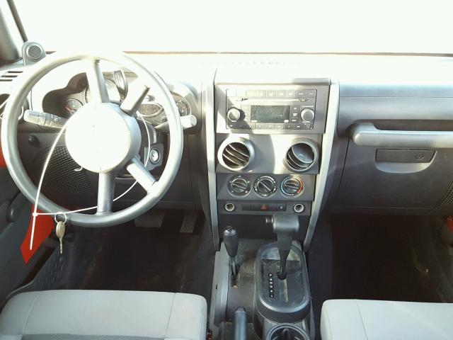 1J4GA39138L559958 - 2008 JEEP WRANGLER U RED photo 9