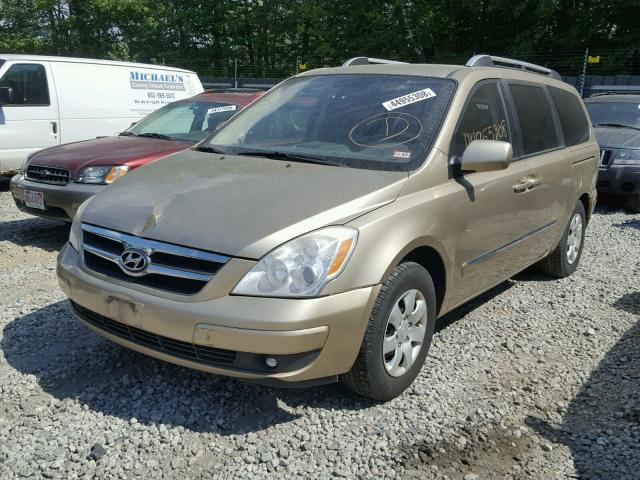 KNDMC233976039882 - 2007 HYUNDAI ENTOURAGE GOLD photo 2