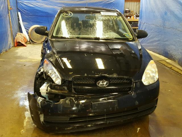 KMHCM36C58U060151 - 2008 HYUNDAI ACCENT GS BLACK photo 9