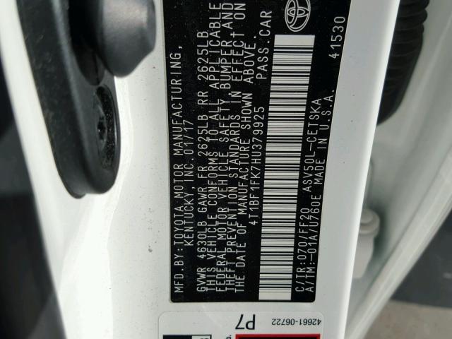 4T1BF1FK7HU379925 - 2017 TOYOTA CAMRY LE თეთრი ფოტო 10