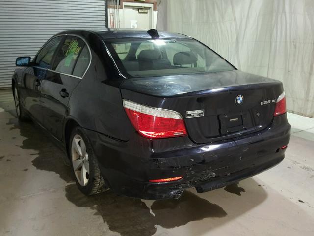 WBANV13548CZ59722 - 2008 BMW 528 XI BLACK photo 3