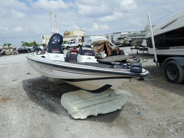 STE39346B000 - 2000 BOAT MARINE LOT WHITE photo 1