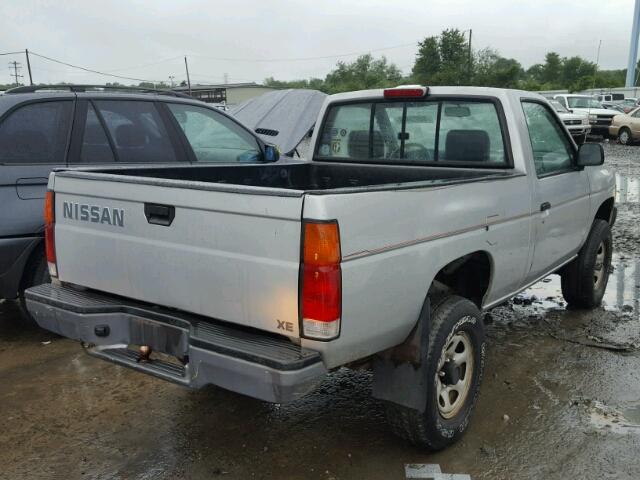 1N6SD11Y2RC380880 - 1994 NISSAN TRUCK XE GRAY photo 4