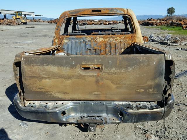 3TMLU4EN1FM172217 - 2015 TOYOTA TACOMA DOU BURN photo 10