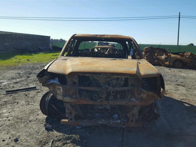 3TMLU4EN1FM172217 - 2015 TOYOTA TACOMA DOU BURN photo 9