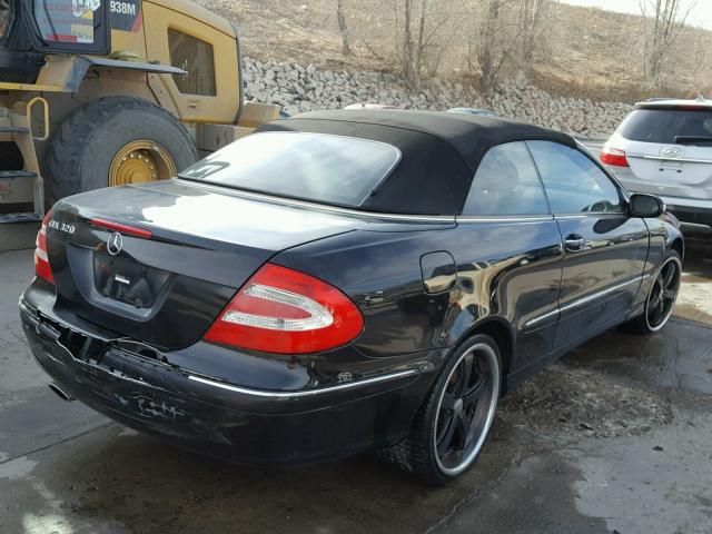 WDBTK65J35F143099 - 2005 MERCEDES-BENZ CLK 320 BLACK photo 4