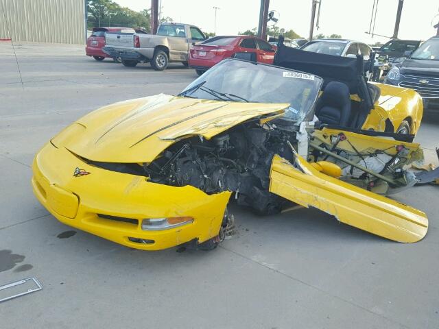 1G1YY32G4Y5103016 - 2000 CHEVROLET CORVETTE YELLOW photo 2