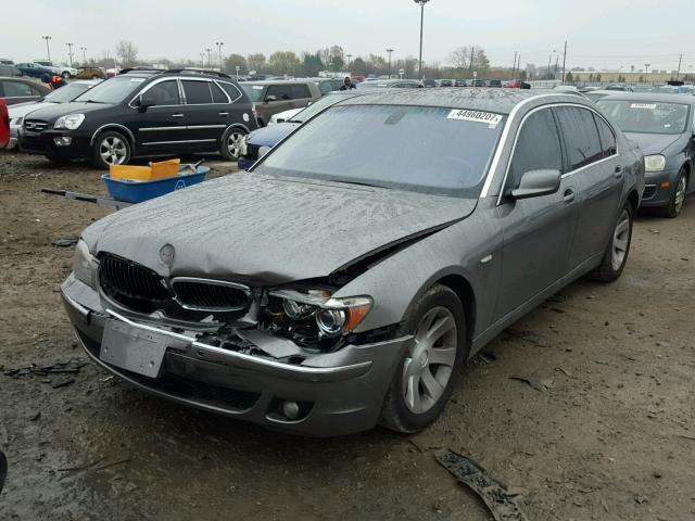 WBAHN83517DT74448 - 2007 BMW 750 GRAY photo 2