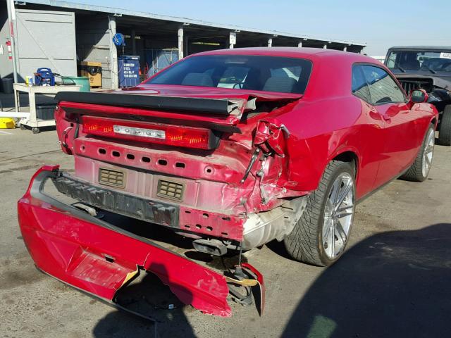 2C3CDYAG7DH530399 - 2013 DODGE CHALLENGER RED photo 4