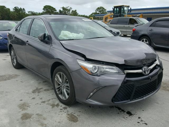 4T1BF1FK1HU354745 - 2017 TOYOTA CAMRY LE GRAY photo 1