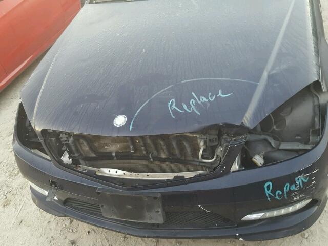 WDDGF5EB6BA517259 - 2011 MERCEDES-BENZ C 300 蓝色 照片 7