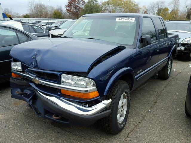 1GCDT13W11K201992 - 2001 CHEVROLET S TRUCK BLUE photo 2