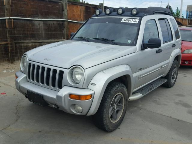 1J4GL38K33W705254 - 2003 JEEP LIBERTY RE SILVER photo 2