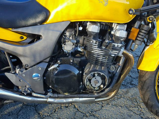 JKAZRDH1X3A010867 - 2003 KAWASAKI ZR750 G YELLOW photo 7