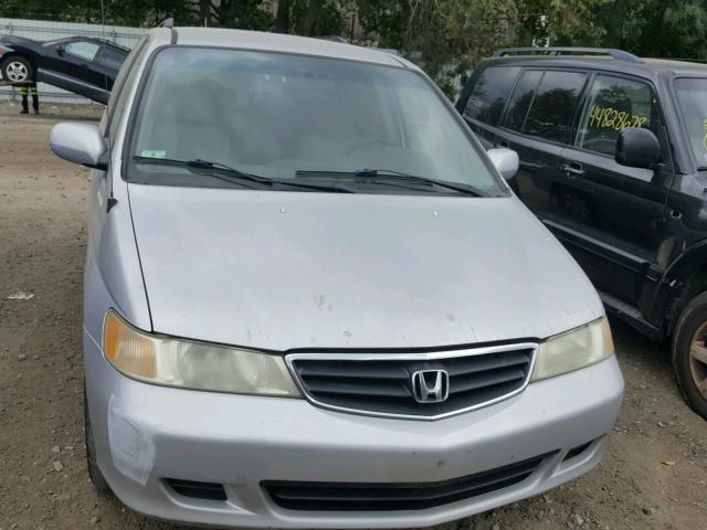 5FNRL18933B065518 - 2003 HONDA ODYSSEY SILVER photo 9