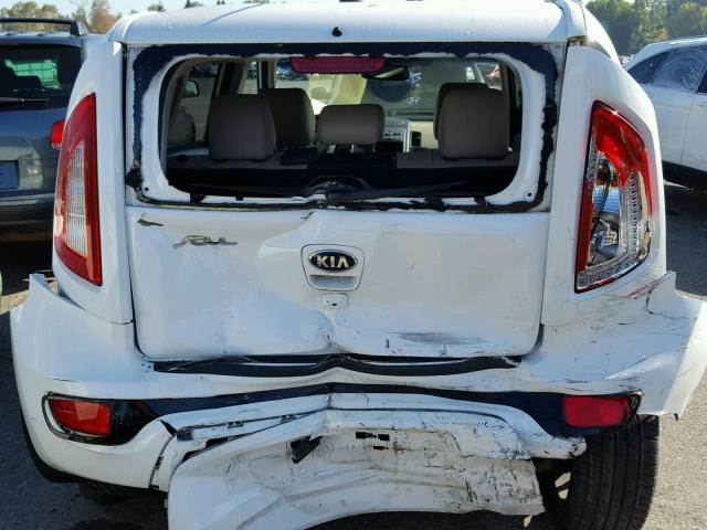 KNDJT2A62D7770949 - 2013 KIA SOUL + WHITE photo 9