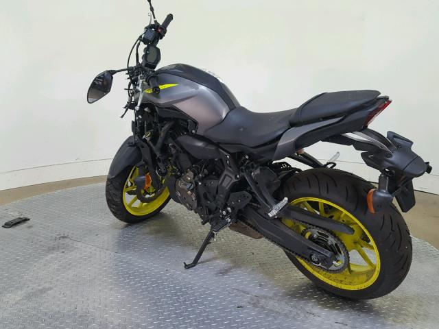 JYARM27E0JA000595 - 2018 YAMAHA MT07 BLACK photo 6