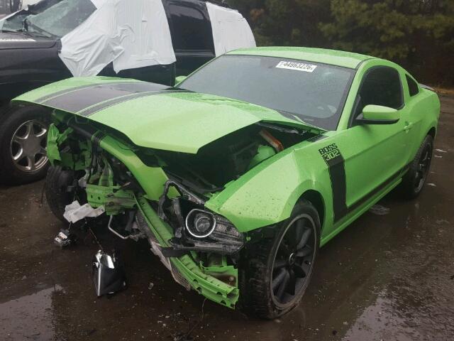 1ZVBP8CU6D5241360 - 2013 FORD MUSTANG BO GREEN photo 2