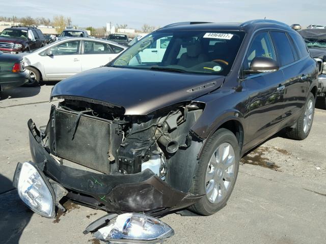 5GAKVDED1CJ404907 - 2012 BUICK ENCLAVE BROWN photo 2