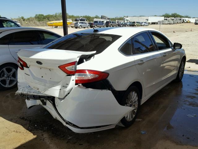 3FA6P0LU5ER278992 - 2014 FORD FUSION SE WHITE photo 4