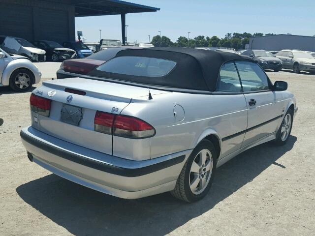 YS3DF75K537003211 - 2003 SAAB 9-3 SE SILVER photo 4