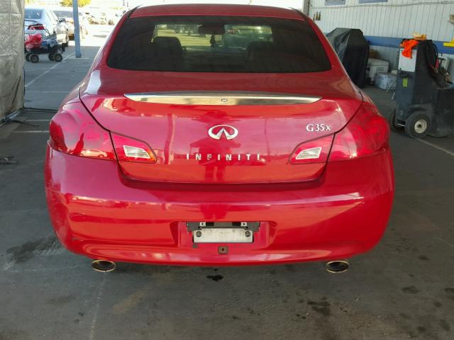 JNKBV61F67M812047 - 2007 INFINITI G35 RED photo 9