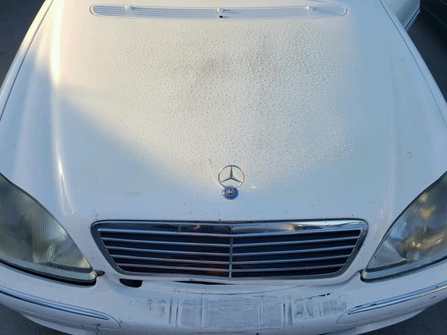 WDBNG70J52A295546 - 2002 MERCEDES-BENZ S 430 WHITE photo 7