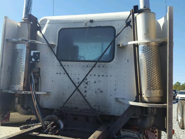 1FUPDCYB6SH622982 - 1995 FREIGHTLINER CONVENTION WHITE photo 6