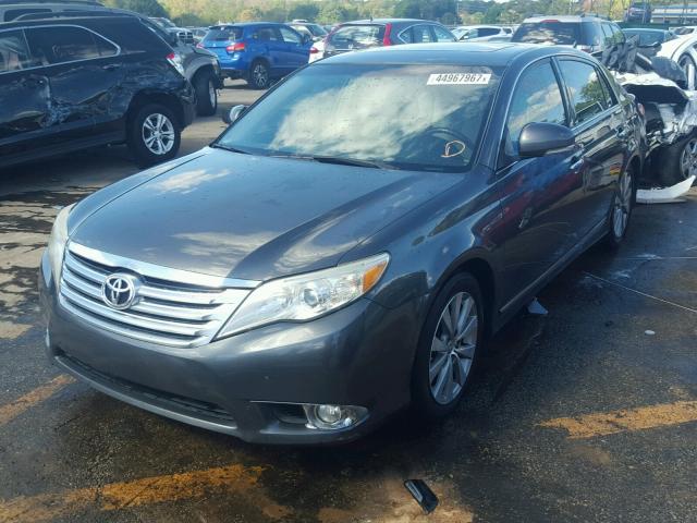 4T1BK3DBXBU404916 - 2011 TOYOTA AVALON GRAY photo 2