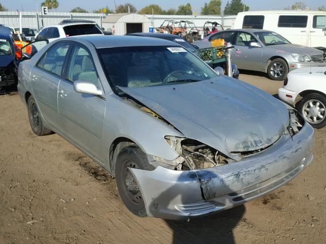 JTDBE32K630166179 - 2003 TOYOTA CAMRY LE SILVER photo 1