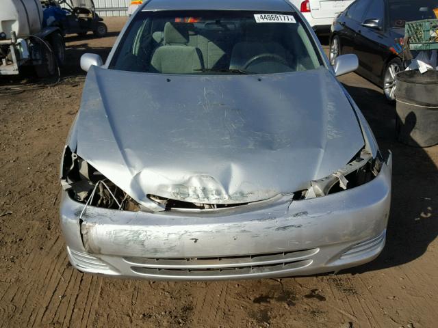 JTDBE32K630166179 - 2003 TOYOTA CAMRY LE SILVER photo 9