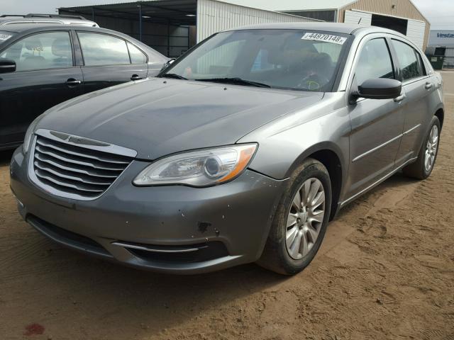 1C3CCBAB4CN205235 - 2012 CHRYSLER 200 LX GRAY photo 2