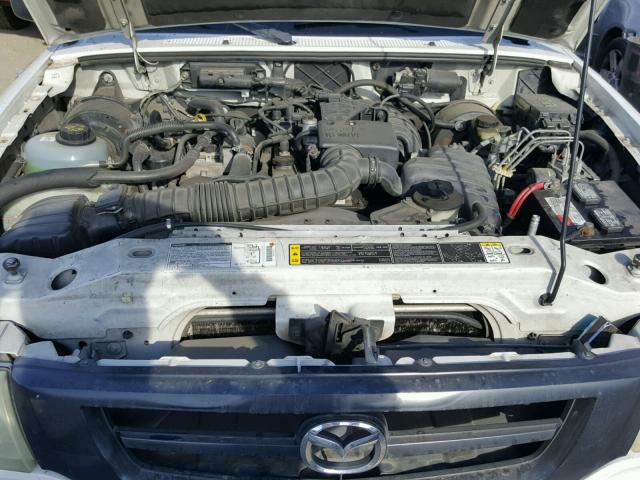 4F4YR12D41TM18423 - 2001 MAZDA B2300 WHITE photo 7