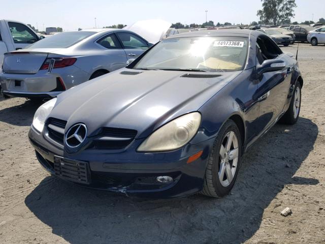 WDBWK54FX6F081996 - 2006 MERCEDES-BENZ SLK 280 BLUE photo 2