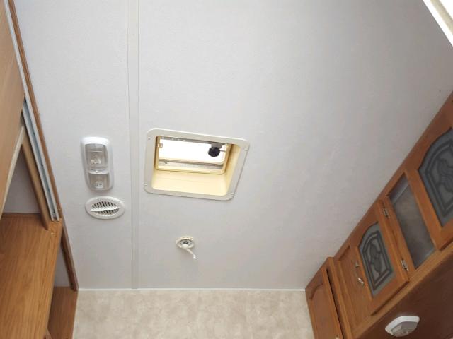 4YDT2742571531210 - 2016 KEYSTONE SPRINTER თეთრი ფოტო 9