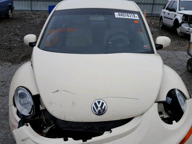 3VWPW31C96M407812 - 2006 VOLKSWAGEN NEW BEETLE CREAM photo 7