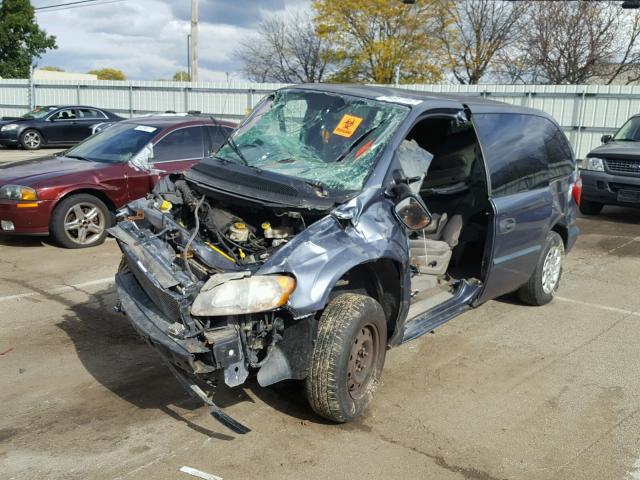 1C4GJ25342B659345 - 2002 CHRYSLER VOYAGER BLUE photo 2