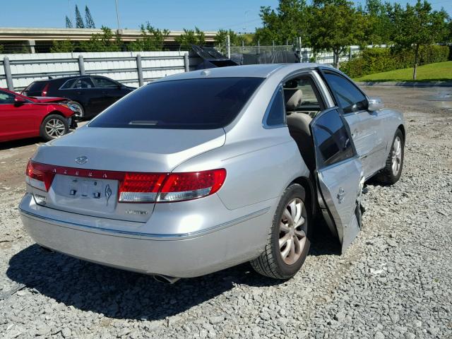 KMHFC46F08A304113 - 2008 HYUNDAI AZERA SE SILVER photo 4