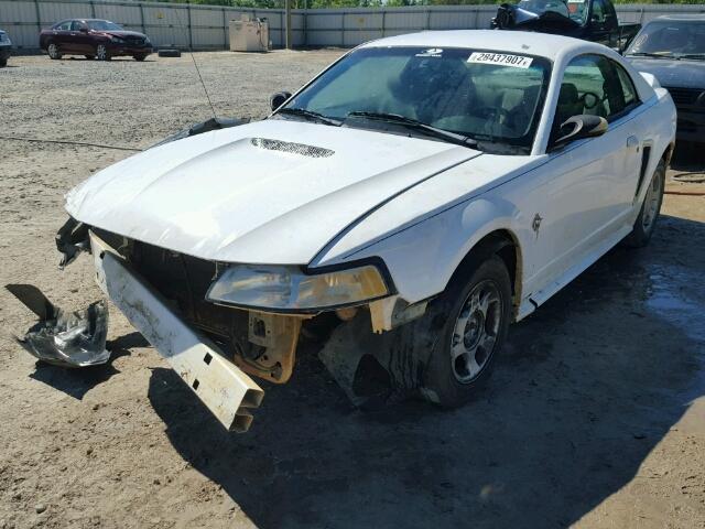 1FAFP4040XF127618 - 1999 FORD MUSTANG WHITE photo 2
