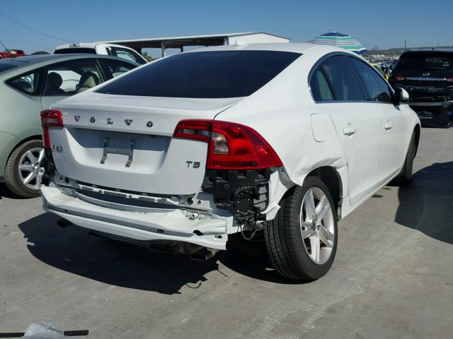 YV140MFC7F1318611 - 2015 VOLVO S60 WHITE photo 4