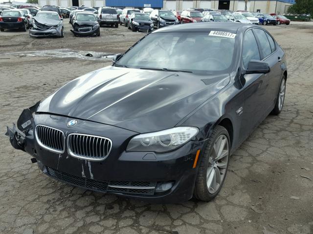 WBAFU7C59CDU58838 - 2012 BMW 535 XI Սև լուսանկար 2