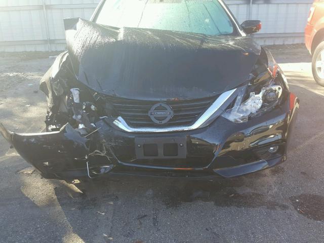 1N4AL3AP4HC176347 - 2017 NISSAN ALTIMA 2.5 BLACK photo 7