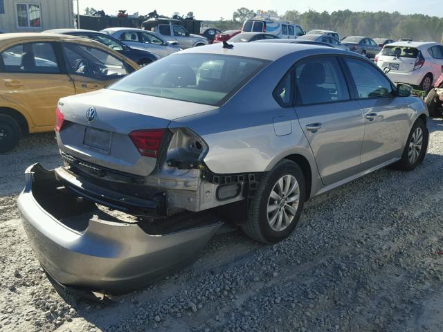1VWAH7A37DC145567 - 2013 VOLKSWAGEN PASSAT S فضي صورة 4
