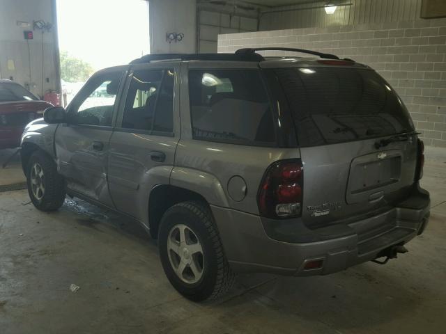 1GNDS13S262234644 - 2006 CHEVROLET TRAILBLAZE SILVER photo 3