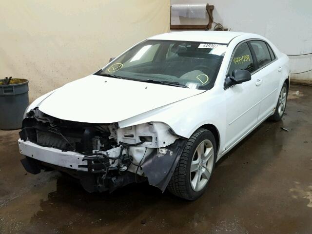 1G1ZG57BX9F225567 - 2009 CHEVROLET MALIBU LS WHITE photo 2