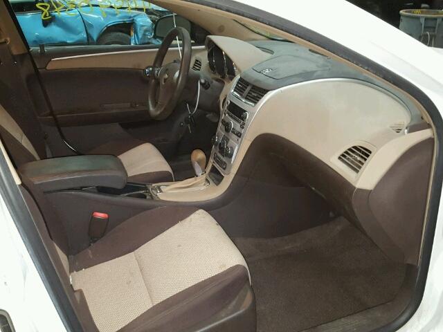 1G1ZG57BX9F225567 - 2009 CHEVROLET MALIBU LS WHITE photo 5