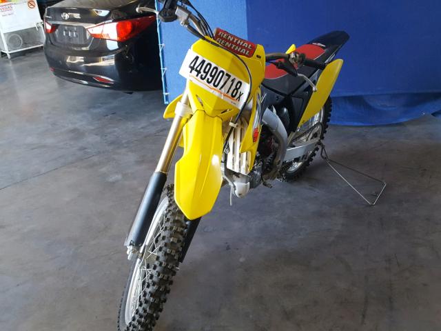 JS1RJ42C8E2100162 - 2014 SUZUKI RM-Z250 YELLOW photo 2