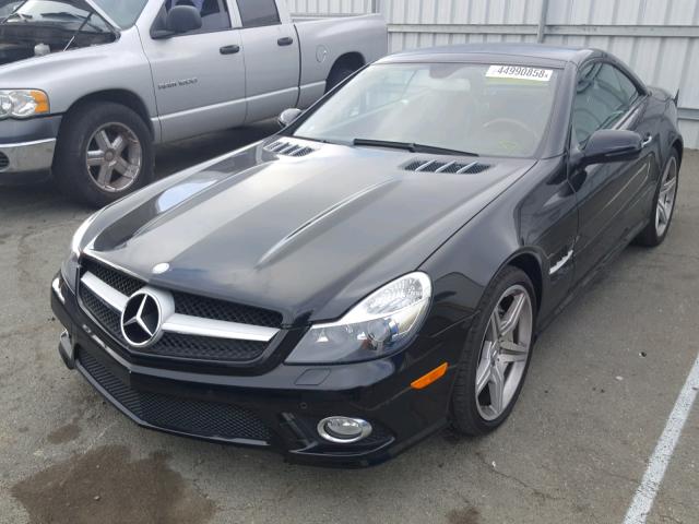 WDBSK71F09F142873 - 2009 MERCEDES-BENZ SL 550 BLACK photo 2