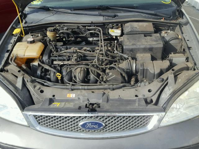 1FAHP36N05W200986 - 2005 FORD FOCUS ZXW GRAY photo 7